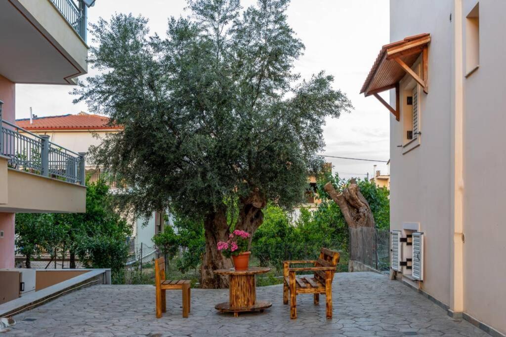 Eagle'S Nest City Apartments آيجيون المظهر الخارجي الصورة
